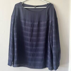 Banana Republic Navy blouse size XL